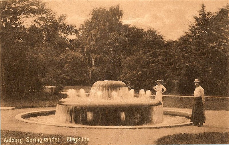 Springvandet.